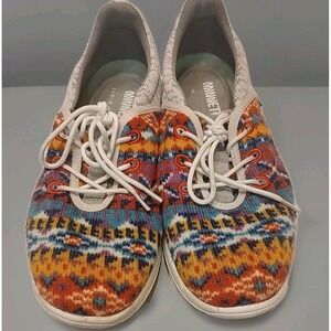 Minnetonka Eco Brand Material Shoe